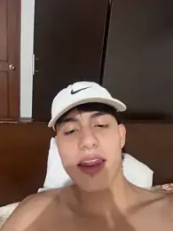 Lander_Cruz stripchat stream image