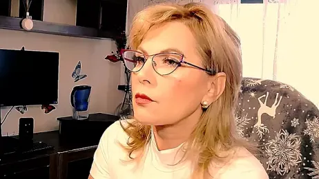 elacoquette stripchat stream image