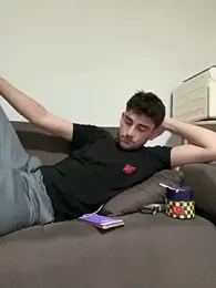 Yasinyasin7 stripchat stream image, 29.12.2025 00:30