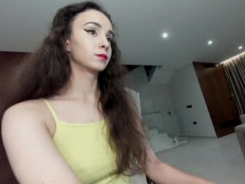 ehotlovea chaturbate stream image