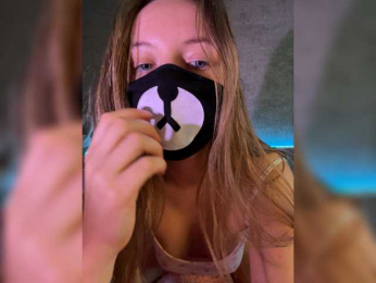 -Summer- bongacams stream image