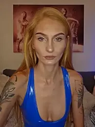 LessiaMia stripchat stream image