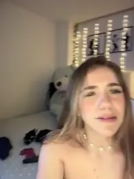 ShelbyHagen stripchat stream image