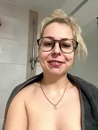Livewithlucy stripchat stream image