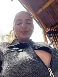 sammyqueenx21 stripchat stream image