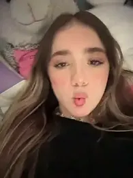 ShelbyHagen stripchat stream image