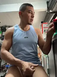 Paul22cm- stripchat stream image