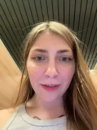 Sunny___Bunny stripchat stream image