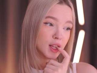 alinabailey camsoda stream image, 18.01.2026 07:30