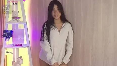 emily_sweett24 stripchat stream image