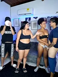 royalgirls_x stripchat stream image