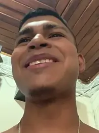 Emiliano_Reyes stripchat stream image, 22.01.2026 05:10