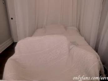 eevie_moon chaturbate stream image, 22.01.2026 06:00