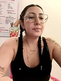 You-kitty2025 stripchat stream image