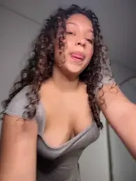 Shara_dreams stripchat stream image, 22.01.2026 22:50