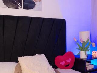 Danile Hensen flirt4free stream image, 24.01.2026 05:00