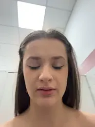 KittyQueeny stripchat stream image