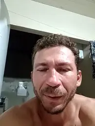 RobertoLuiz84 stripchat stream image, 29.01.2026 23:10