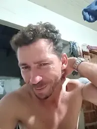 RobertoLuiz84 stripchat stream image, 29.01.2026 23:10