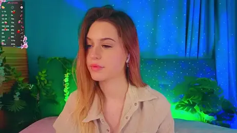 AlinaWalters stripchat stream image