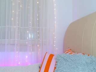 lisa-tease camsoda stream image