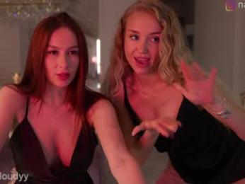 mia_cloudy chaturbate stream image