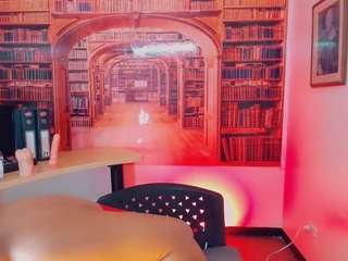 emeli-roushot camsoda stream image