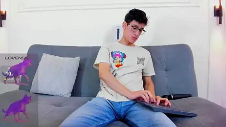 Cum_hunters stripchat stream image