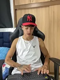 _CamiloBass stripchat stream image