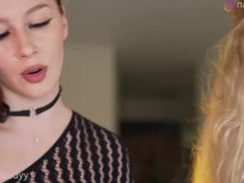 mia_cloudy chaturbate stream image