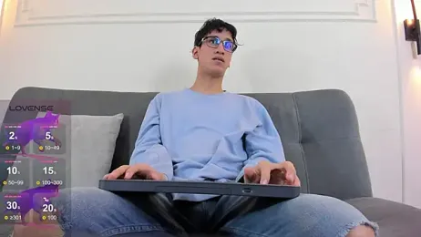 Cum_hunters stripchat stream image