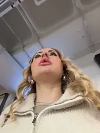 EmaSalis stripchat stream image