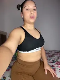 Shara_dreams stripchat stream image, 06.03.2026 00:50