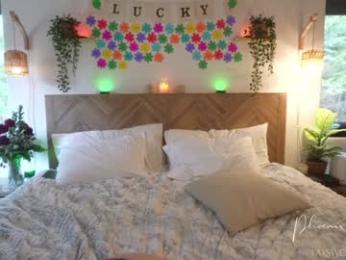 phoenix_taylor chaturbate stream image, 08.03.2026 19:10