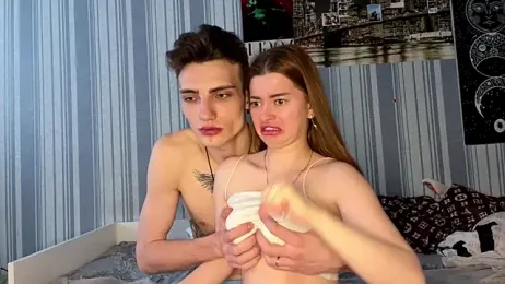 EmiliaCouple stripchat stream image, 09.03.2026 06:20