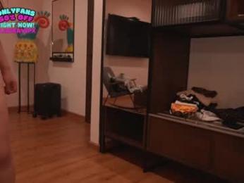 laura3_3 chaturbate stream image, 10.03.2026 00:40