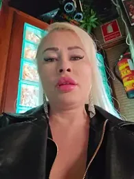 MILFBARBY stripchat stream image