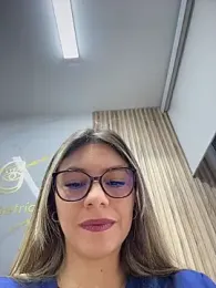 alicee16 stripchat stream image