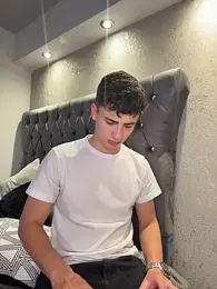 AdrianRinaldi stripchat stream image