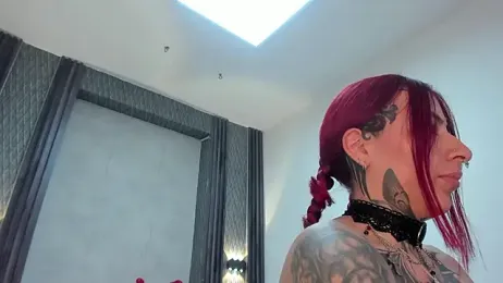 selene_red_ stripchat stream image, 25.03.2026 00:20