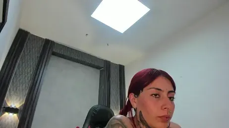 selene_red_ stripchat stream image, 25.03.2026 00:20