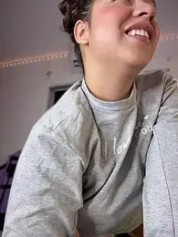 Shara_dreams stripchat stream image, 27.03.2026 01:10