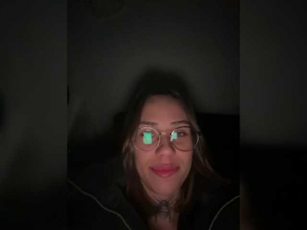 IRAONIC bongacams stream image