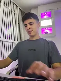 AdrianRinaldi stripchat stream image