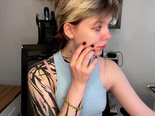 Odelyna Curless flirt4free stream image, 31.03.2026 07:00