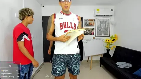 Voyeurism_guyss stripchat stream image, 31.03.2026 23:00