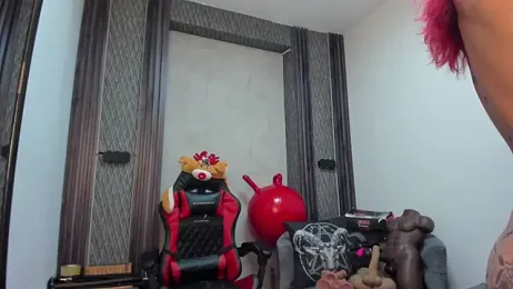 selene_red_ stripchat stream image, 02.04.2026 00:30