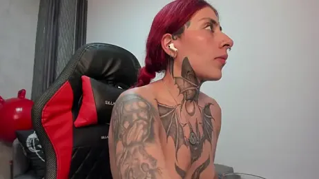 selene_red_ stripchat stream image, 02.04.2026 00:30