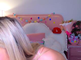 Maci Reynolds flirt4free stream image