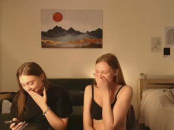 caressyourself chaturbate stream image, 02.04.2026 14:30